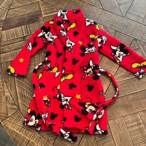 Disney’s Mickey Mouse 4T Child’s robe!(like new worn once or twice)